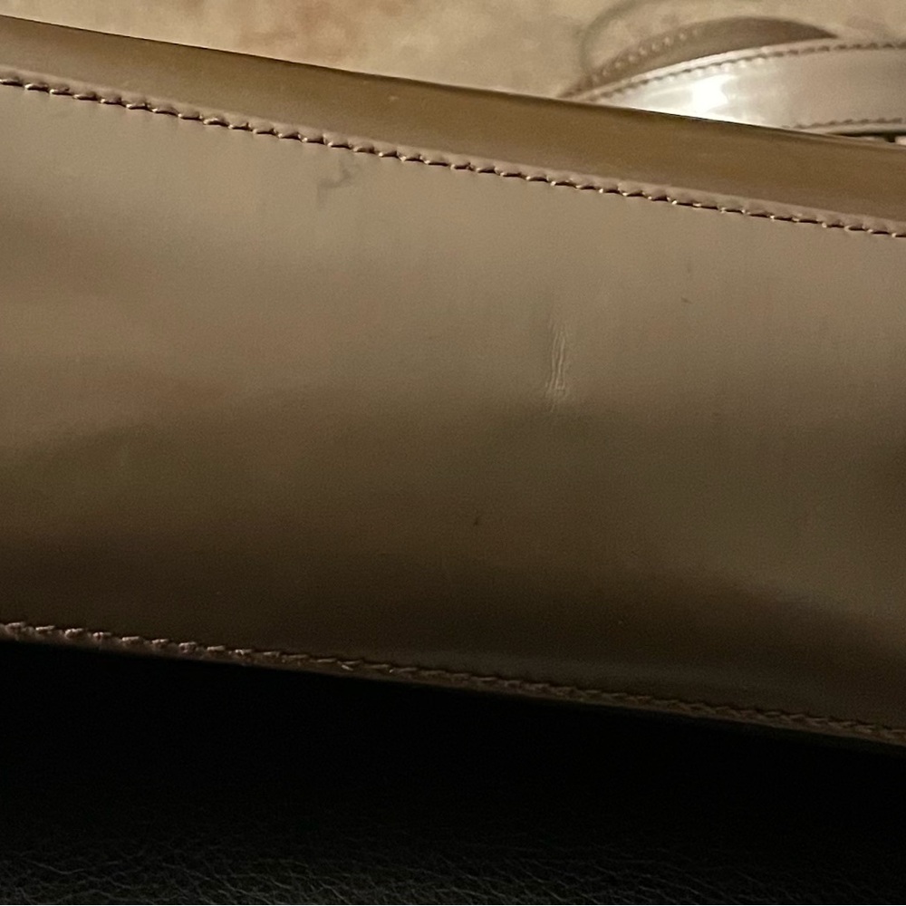 Gucci Brown Backpack with Boxy Design and Embossed Logo - Picture 6 of 8